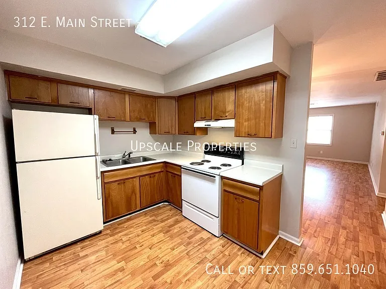 312 E Main St #6 — Photo 3