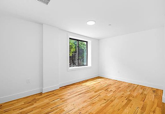 5th image of 8218 Avenue J #3A