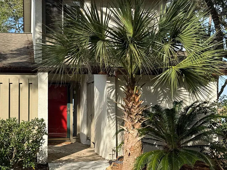 4 Marsh Harbor Dr #A — Photo 1