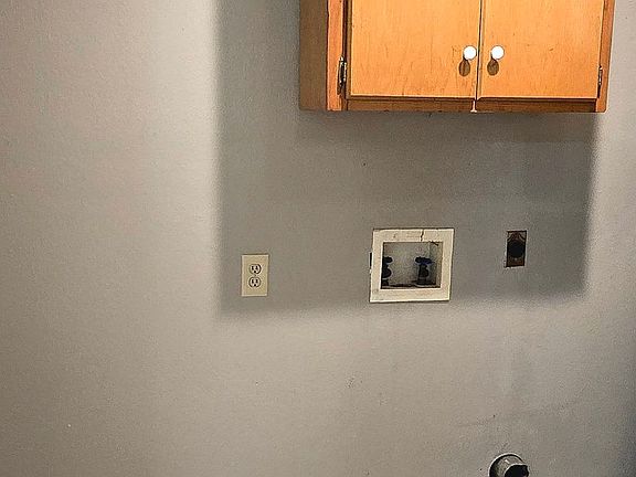 5th image of 400 Birch St #11