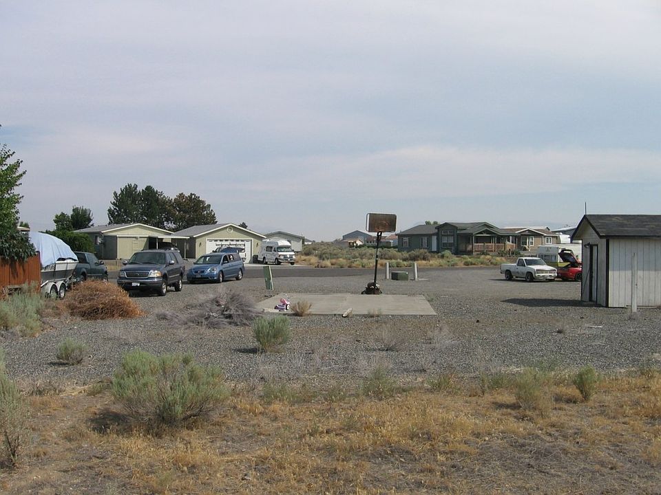 2nd image of 419 Date Pl SW #383