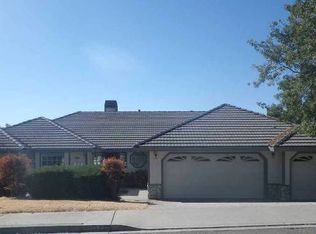 1440 Foxridge Cir, Auburn, CA 95603