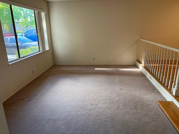 5th image of 1390 Teakwood Dr