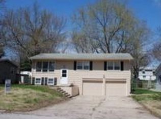 568 Santa Fe St, Leavenworth, KS 66048