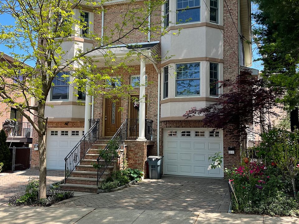 1st image of 431B Aurora Ave