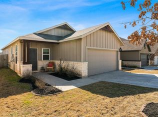330 Satsuma Dr, Buda, TX 78610