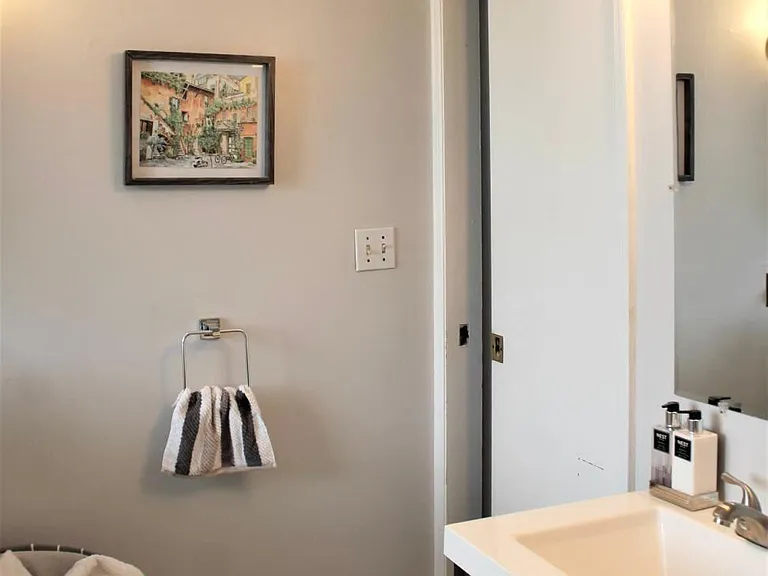 2nd floor bathroom facing hallway