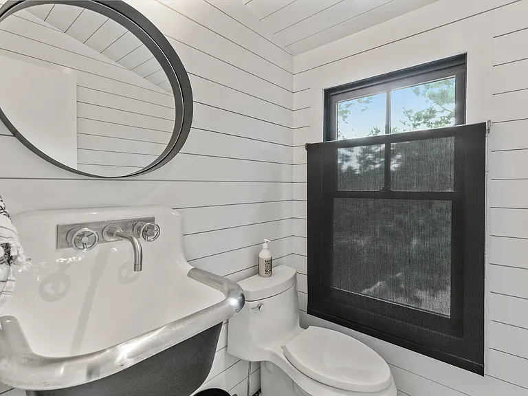 2 Castle Ct — Photo 15