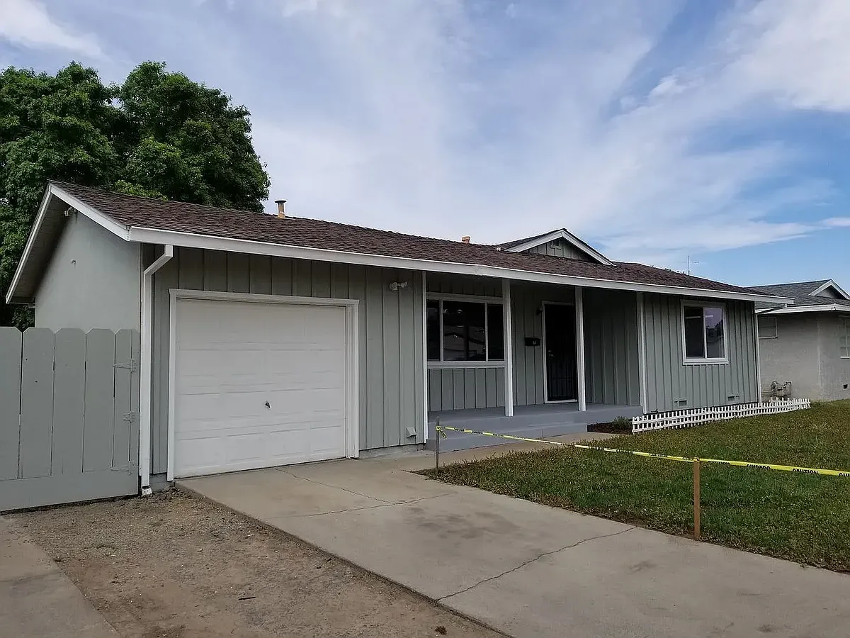 Building Photo - 2548 Ballantyne Dr