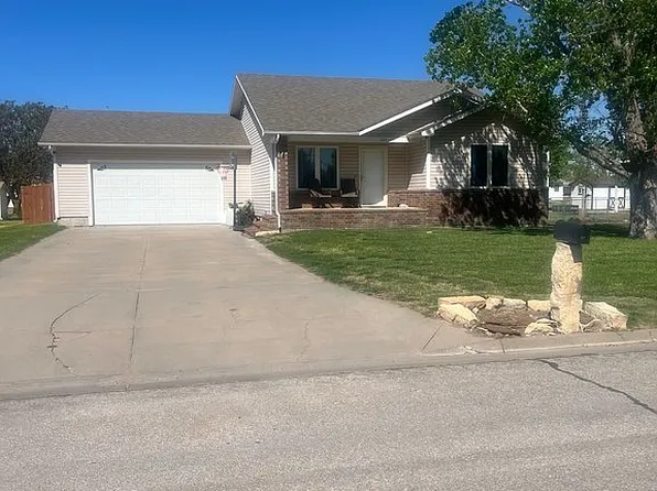 305 Sophy St, Spearville, KS 67876