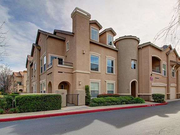2nd image of 5350 Dunlay Dr Unit 3514