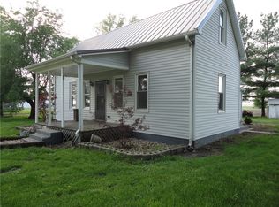 1570 E County Road 300 N, Arcola, IL 61910
