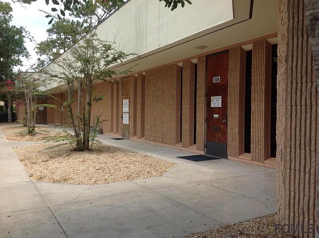 1st image of 206 Dr Carter Blvd
