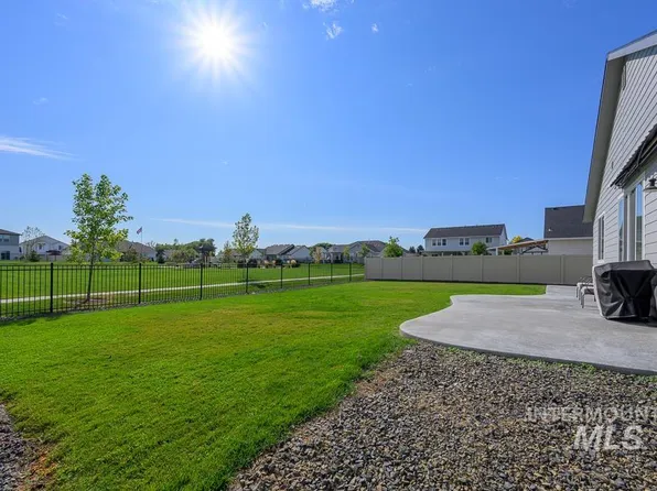 2920 N Sunset Farm Ave, Kuna, ID 83634