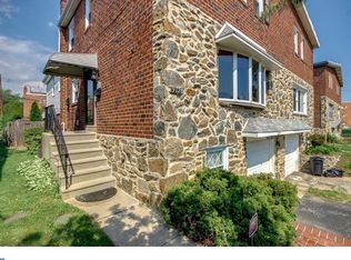 9126 Revere St, Philadelphia, PA 19152