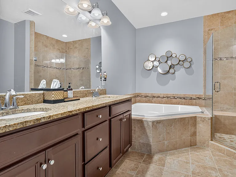 809 Fair Winds Way — Photo 13