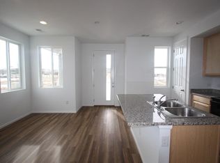 23636 E 5th Pl, Aurora, CO 80018