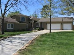 20695 W 126th Ter, Olathe, KS 66061