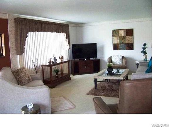 3rd image of 188 Banko Dr