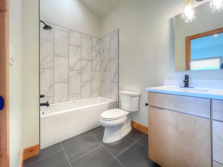 Second floor shared full bathroom
