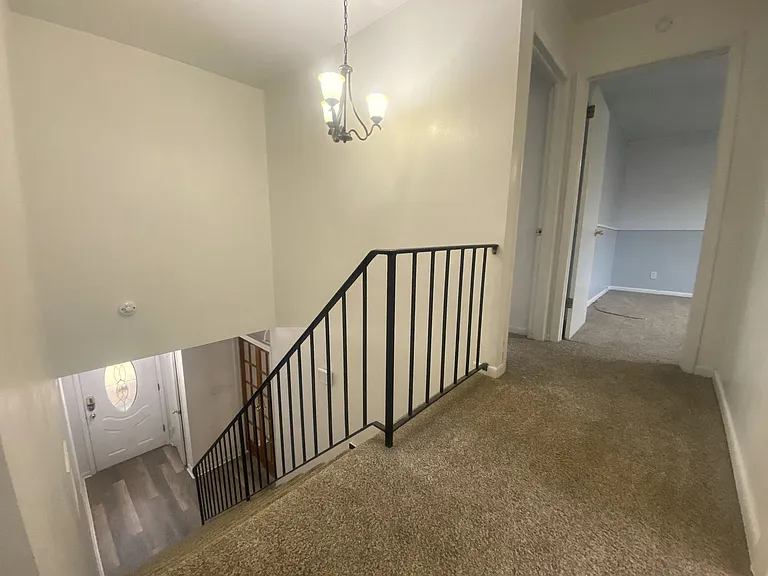 8225 Tabor Ct — Photo 14