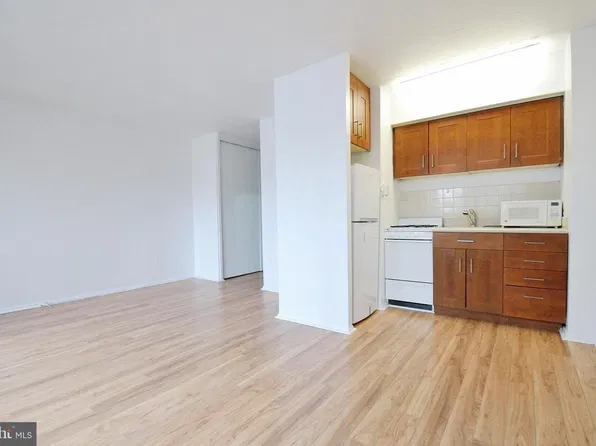 2101-17 Chestnut St #1024, Philadelphia, PA 19103