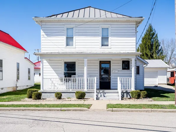 127 High St, Peebles, OH 45660