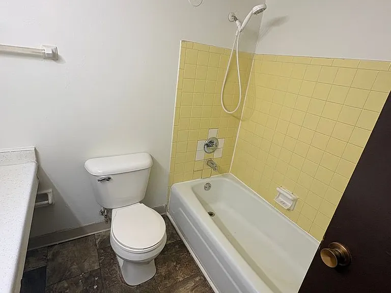 791 Russell Rd — Photo 8