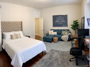 4011 Chestnut St APT 3, Philadelphia, PA 19104