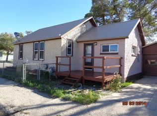 102 E Center St, Rawlins, WY 82301