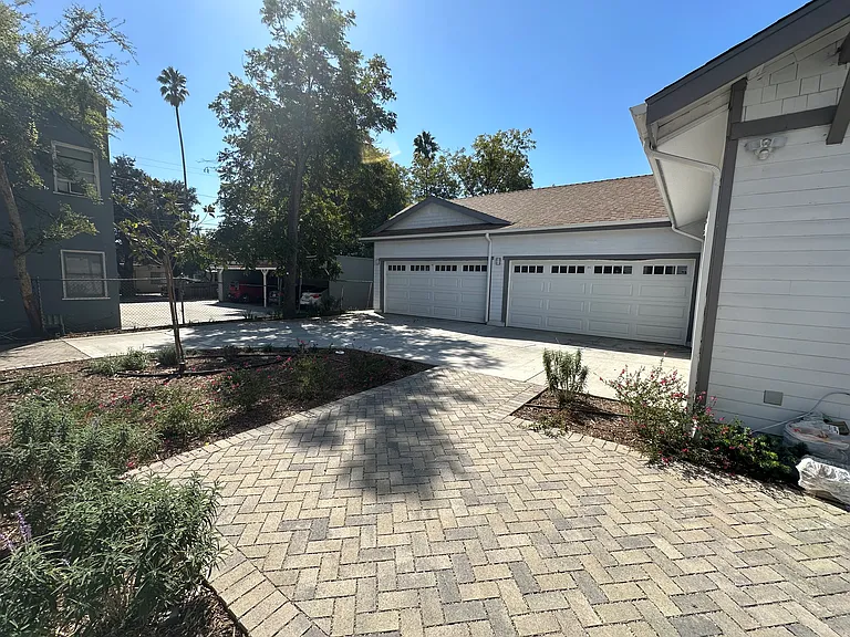 1075 N Los Robles Ave #201 — Photo 9