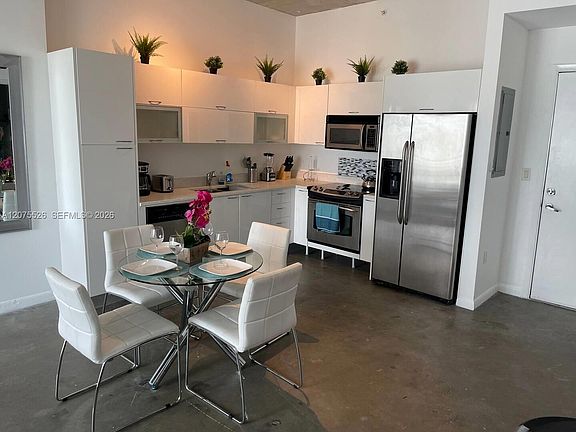 3rd image of 133 NE 2nd Ave APT 3405