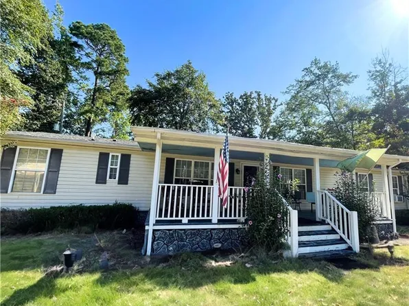 480 Falcon Dr, Florien, LA 71429