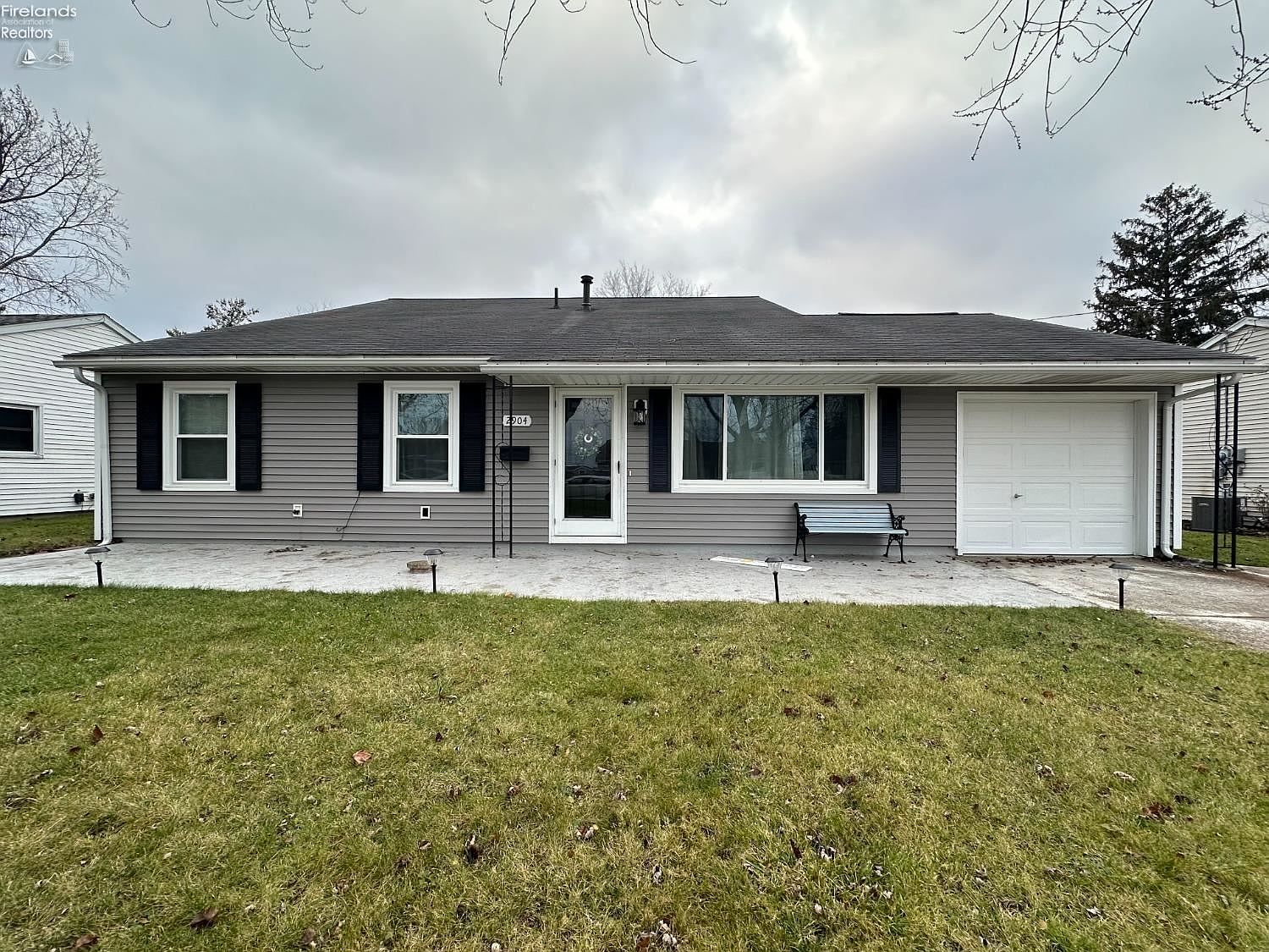 2904 Bayview Dr, Sandusky, OH 44870 Zillow