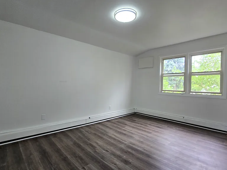 1466 Richmond Rd #2 — Photo 9