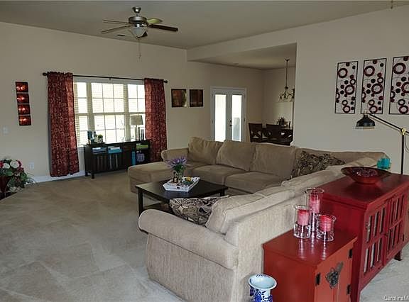 3rd image of 245 Mills Plantation Cir