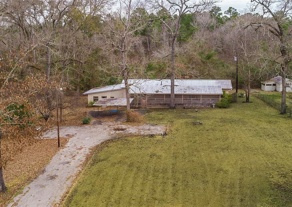 1st image of 14 Underwood Dr