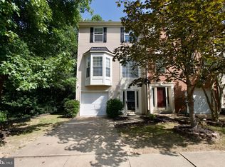 8393 Jovin Cir, Springfield, VA 22153