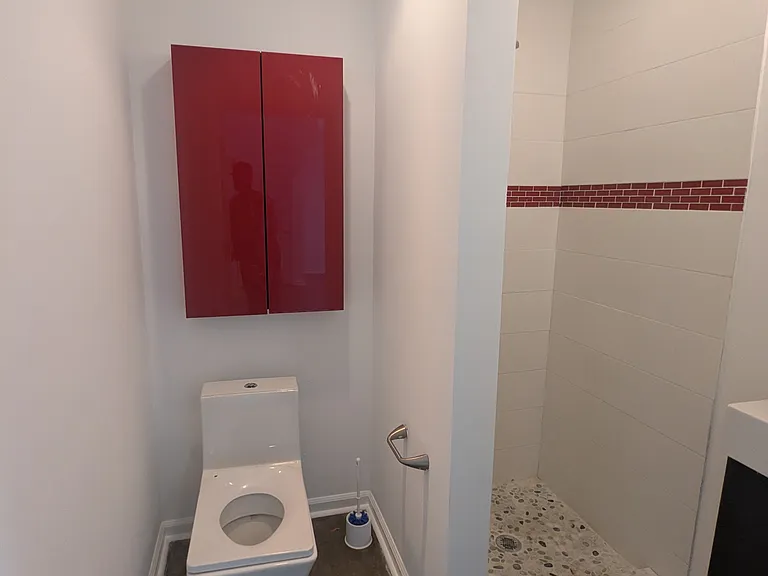 200 Burnett Ave #3 — Photo 7