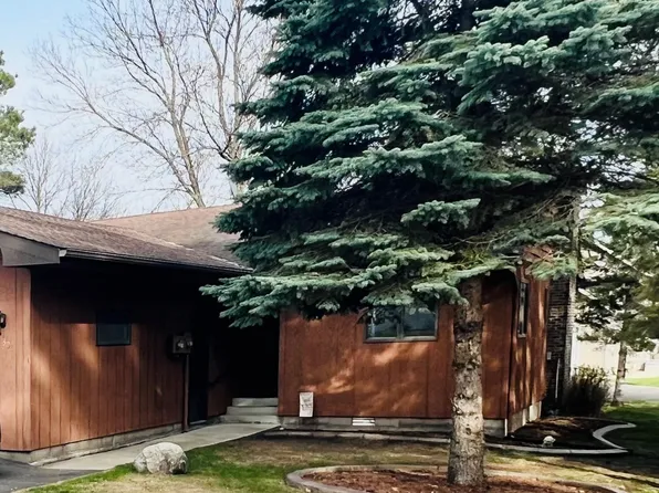 303 Ross Pl, Walker, MN 56484