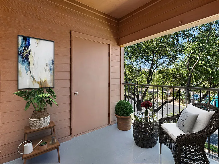 6307 Bluff Springs Rd — Photo 11