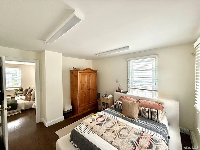9 Oyster Bay Rd — Photo 6