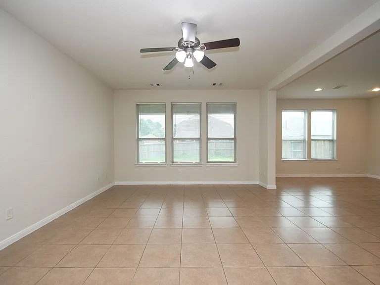 16614 Spirit Lake Ct — Photo 11