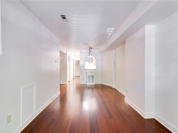 Living room leading to the kitchen