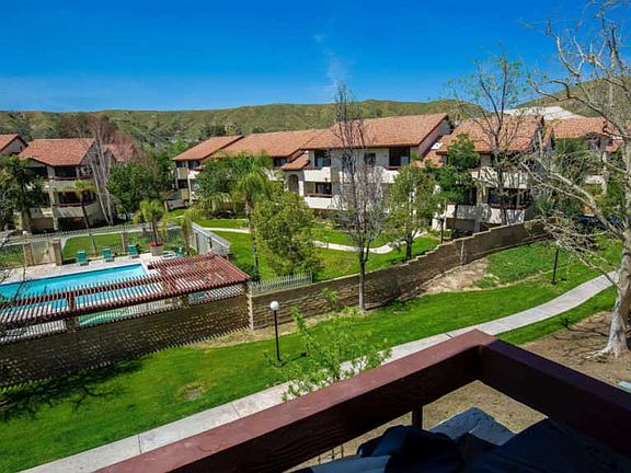 2nd image of 27979 Sarabande Ln Unit 244