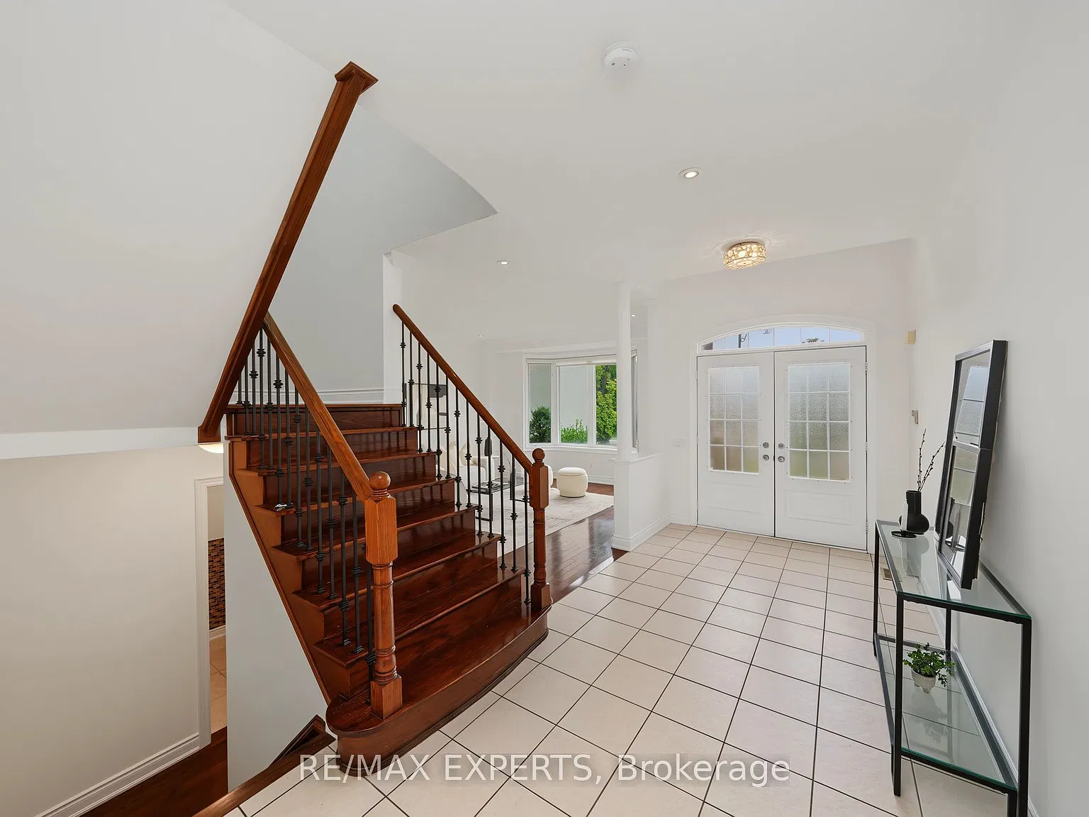 8 bed, $5,500 — Photo 4