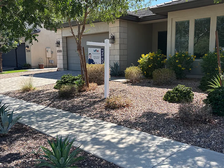 12808 N 144th Dr — Photo 10