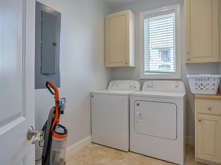Laundry Room Cabinet