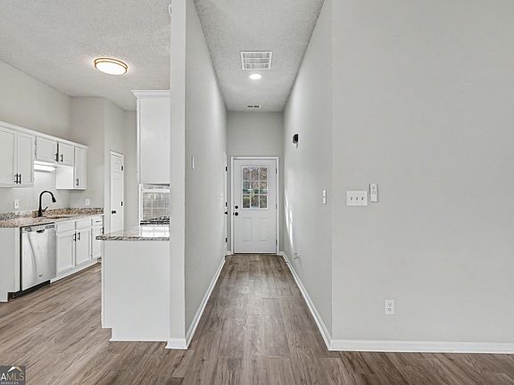 5th image of 79 Water View Dr