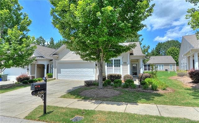 1st image of 6520 Carolina Commons Dr